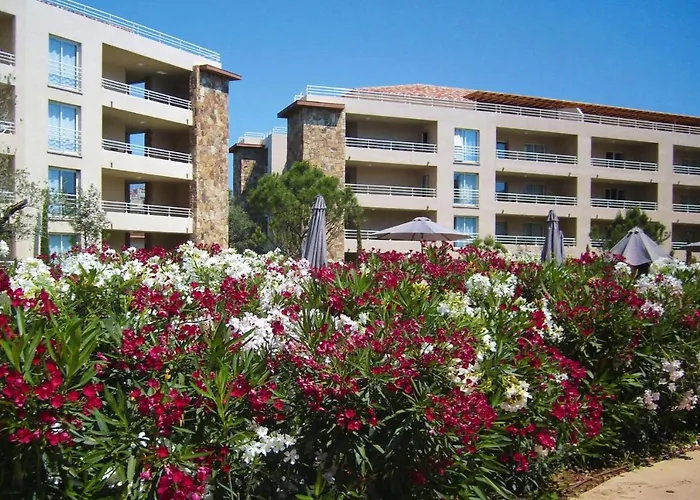 Apartamento In Corsica Near Palombaggia *