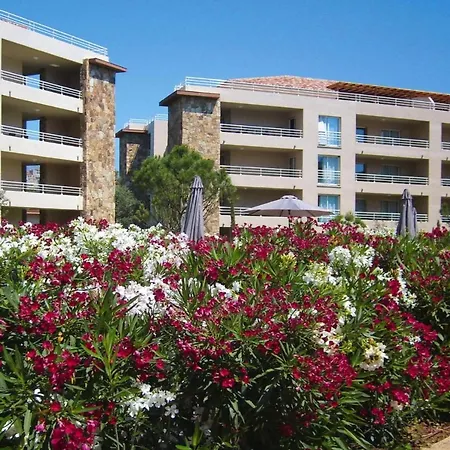 アパート Salina Bay, Vecchio, Pool Side *